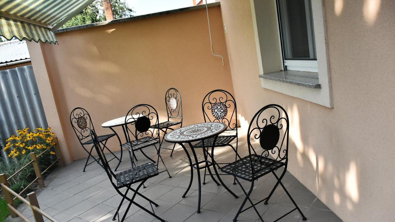 La Mia Casa Vendeghaz Hotel Kaposvar Exterior photo